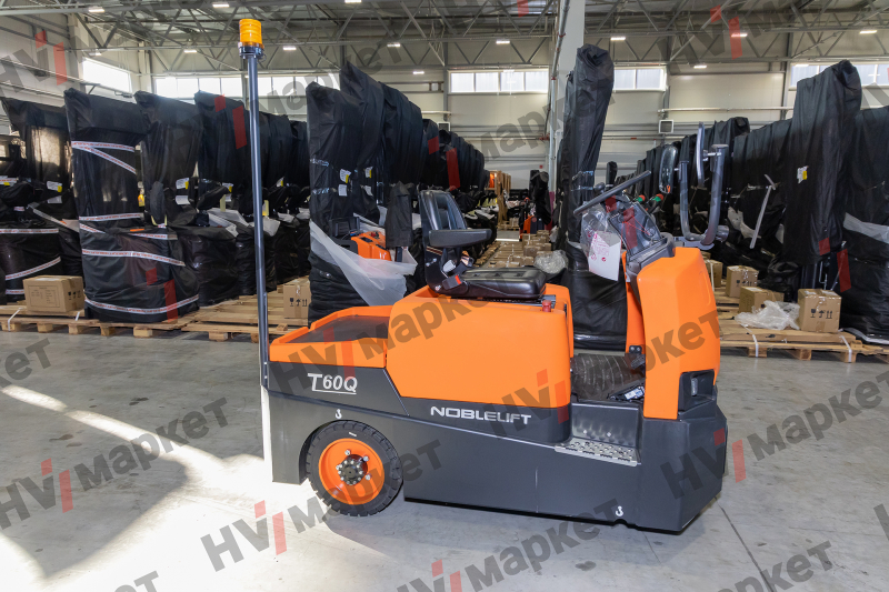 Самоходный Тягач для склада/производства T60Q (blue light and rearview mirror, walkie mode button, optional Controller Curtis F4A and display, Seat armrest) HV Market