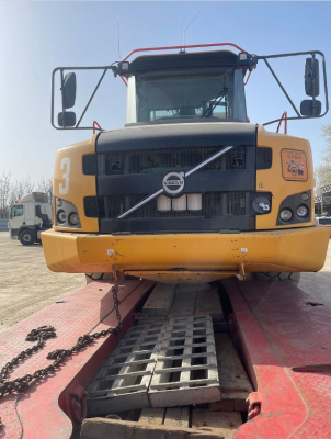 ЗЕМЛЕВОЗ С ШАРНИРНО-СОЧЛЕНЕННОЙ РАМОЙ VOLVO A30F HV Market