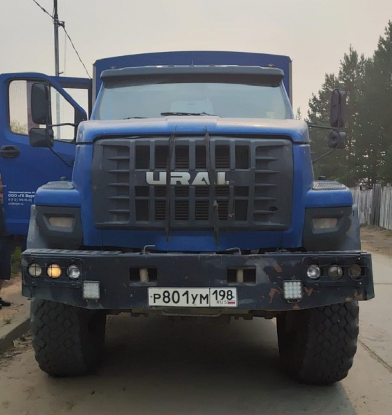 специал. пассажирское УРАЛ 3255-5013-73 HV Market