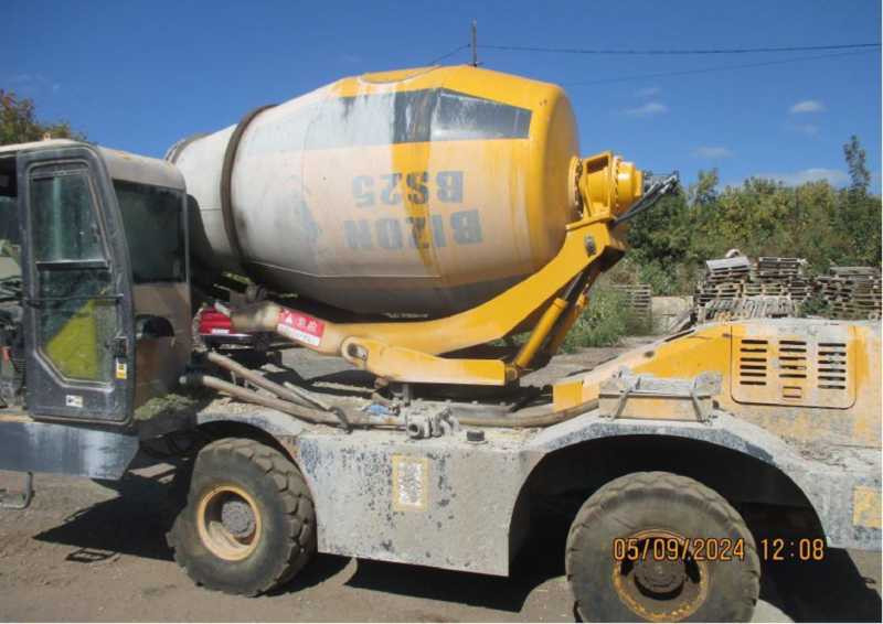 БЕТОНОСМЕСИТЕЛЬ САМОХОДНЫЙ BUMAR BIZON BS25 HV Market