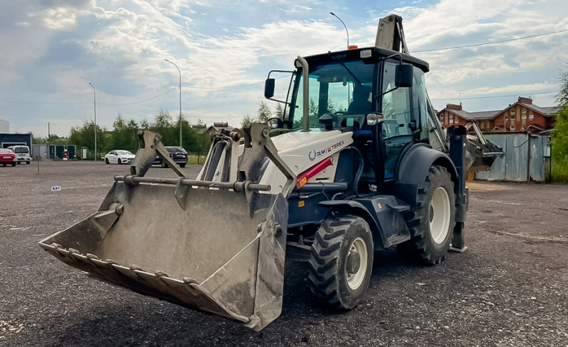 Вилы откидные паллетные Impulse PF2000 на ковш Terex 820/840/860 - TLB840 HV Market