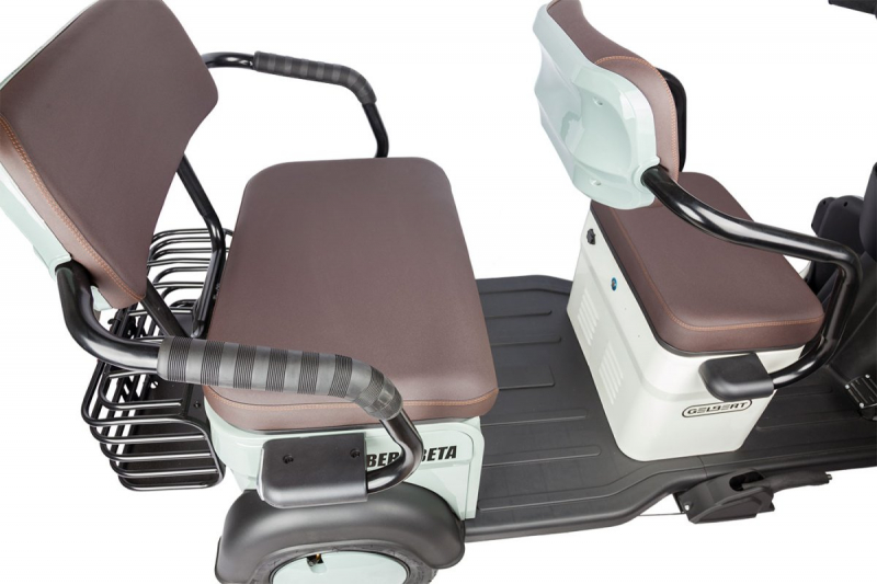 Электротрицикл Rutrike Gelbert Beta 48V/60V 800Вт Серебристо-белый HV Market