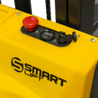 Штабелер самоходный CDD12A (1200 кг; 3,5 м; 24В / 85Ач) SMARTLIFT HV Market