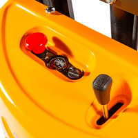 Штабелер с электроподъемом BDA 2016 (2000 кг; 1,6 м; 12В / 120Ач) SMARTLIFT HV Market