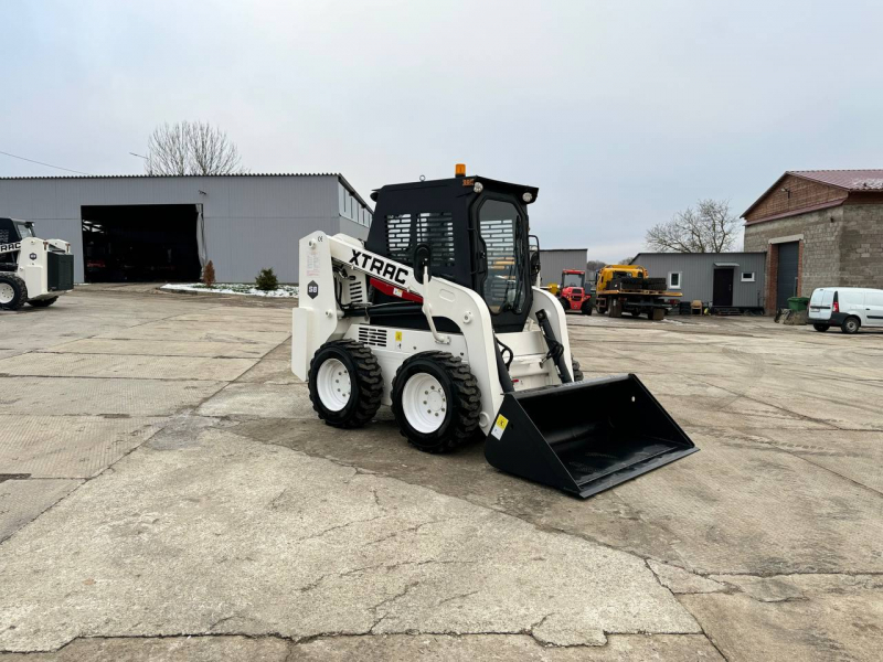 Мини-погрузчик XTRAC S8 (850 кг) HV Market