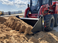 Мини-погрузчик QUADTRAC SSL95 MAX (950 кг кондиционер ковш 4-1) HV Market