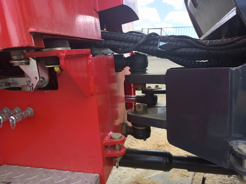 Мини-погрузчик QUADTRAC WL40T (800 кг, телескопическая стрела 3800 мм) HV Market