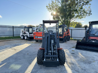 Мини-погрузчик CASTLOADERS 825D ИТАЛИЯ (Кабина LUXARY) HV Market