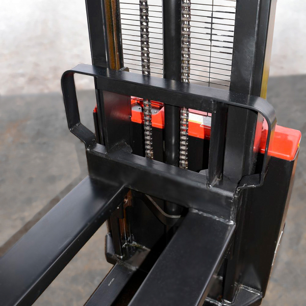 Самоходный штабелер OXLIFT AX12 3500 мм 1200 кг HV Market