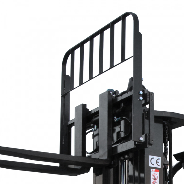 Электрический погрузчик YETT CPD30-A3H4-M-M350-3W HV Market